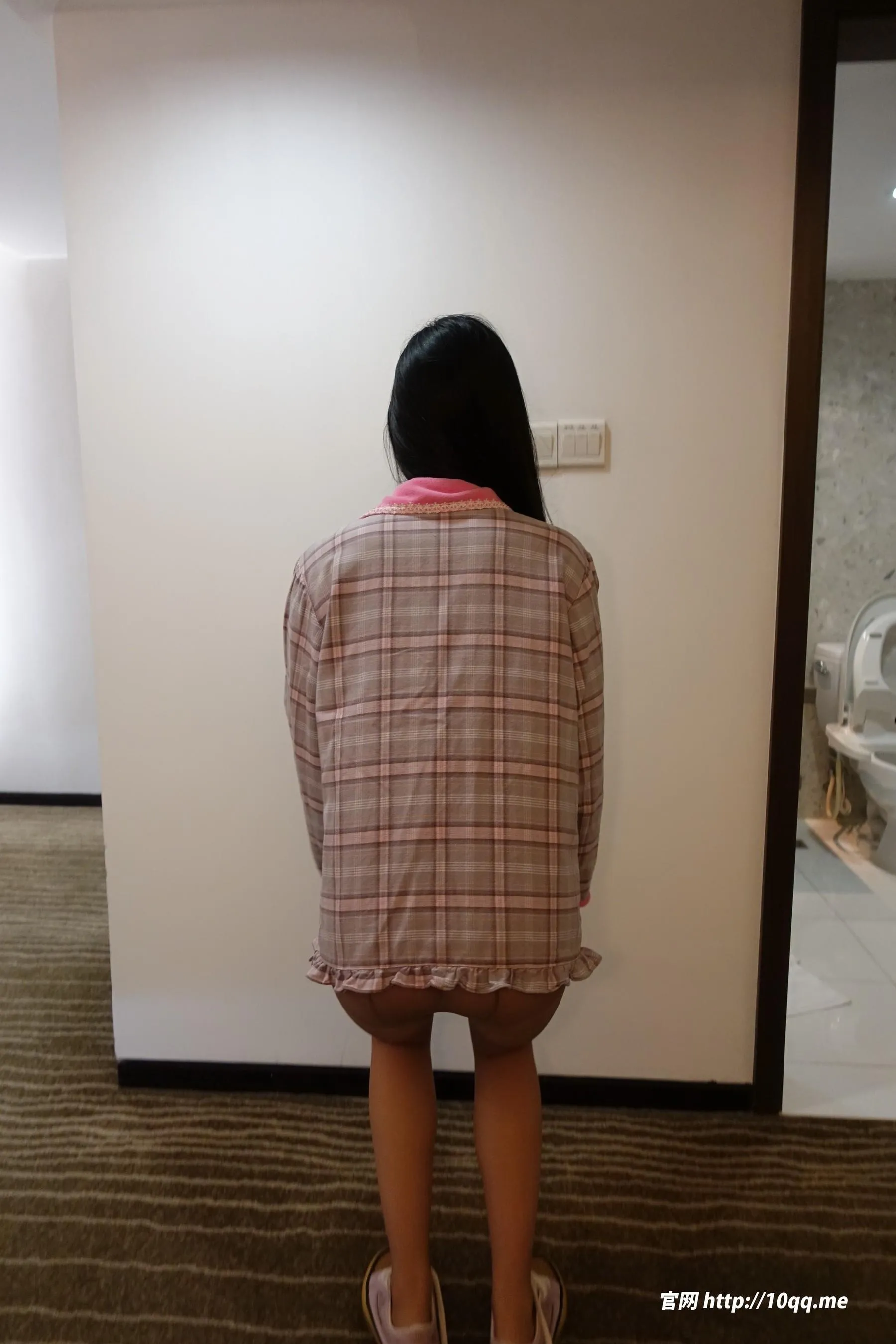 [ROSI口罩系列]2023.06.30 NO.2574 [75P]插图2